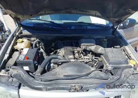 2004 Jeep Grand Cherokee Laredo z USA, uszkodzony, nr VIN 1J4GW48S84C236064